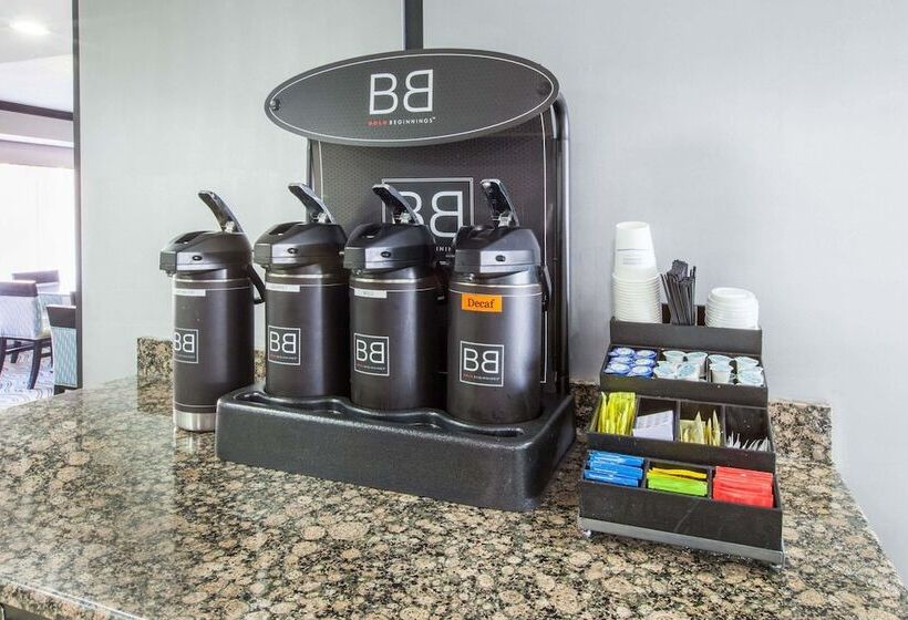 호텔 Baymont By Wyndham Canton