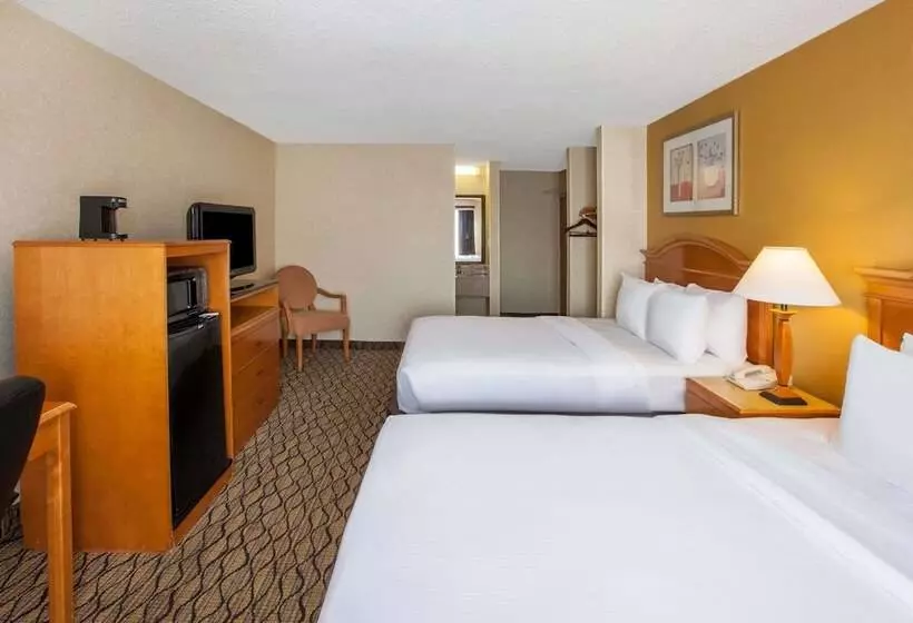 酒店 Baymont By Wyndham Canton