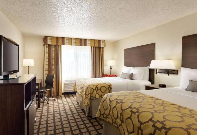 فندق Baymont By Wyndham Salina