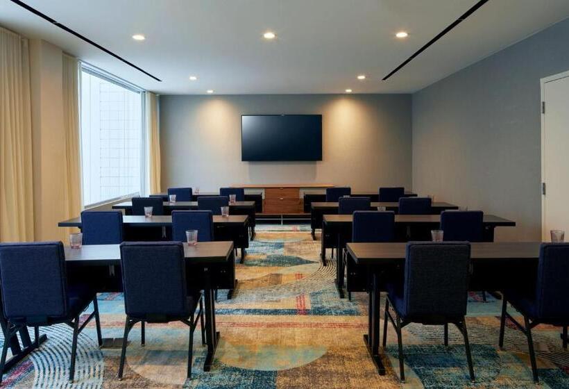 酒店 Courtyard By Marriott Santa Barbara Downtown