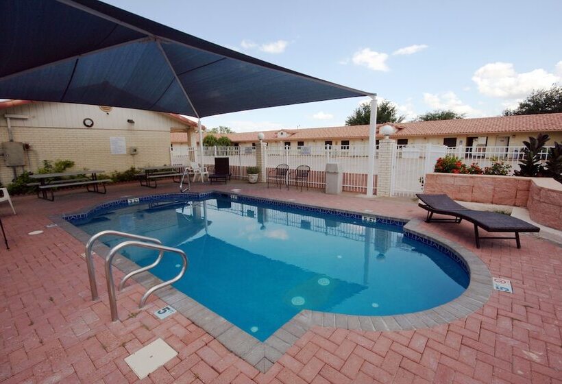 ホテル Edinburg Executive Inn