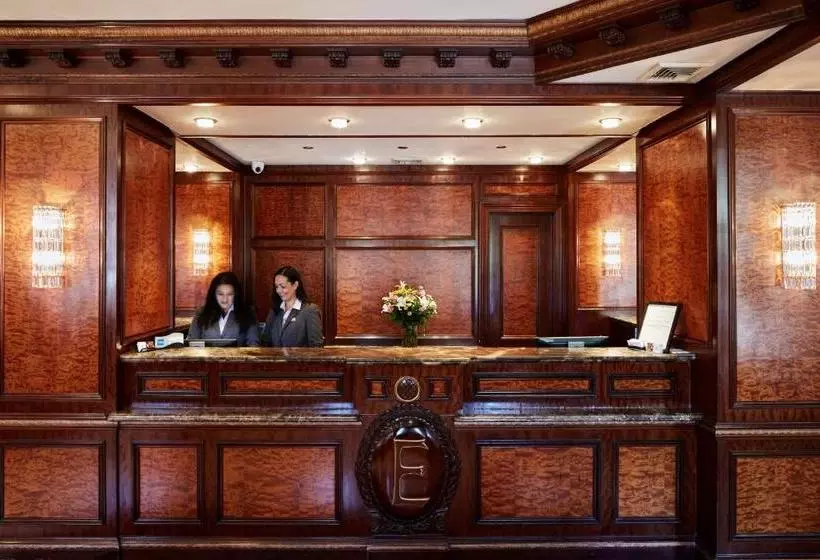 Hotelli Excelsior