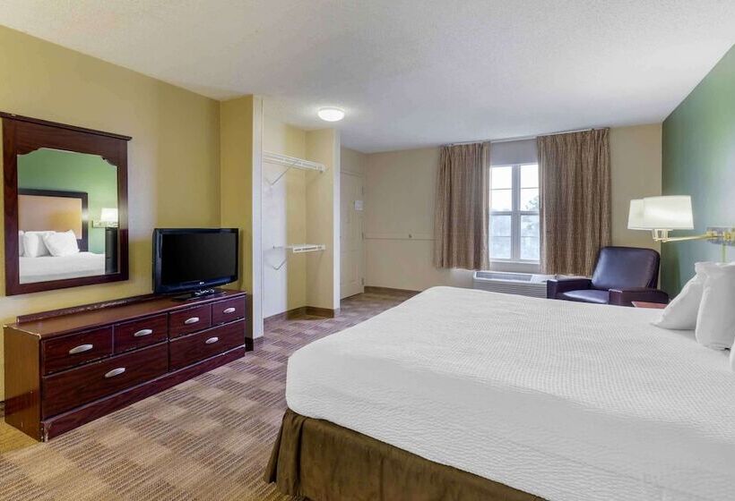 فندق Extended Stay America Select Suites   Fayetteville   Owen Dr