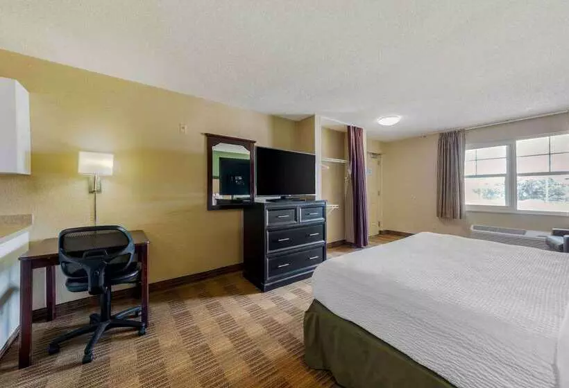 בית מלון כפרי Extended Stay America Suites  Fort Lauderdale  Cypress Creek  Andrews Ave