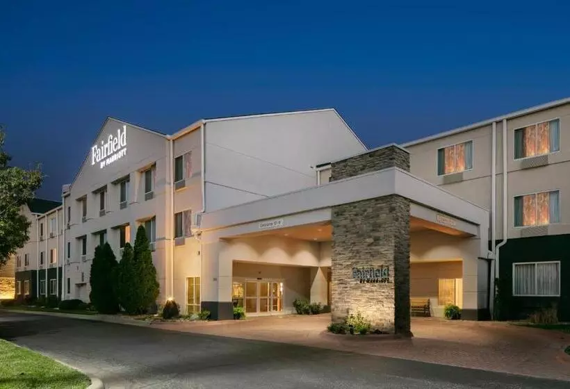 בית מלון כפרי Fairfield Inn Manhattan, Kansas