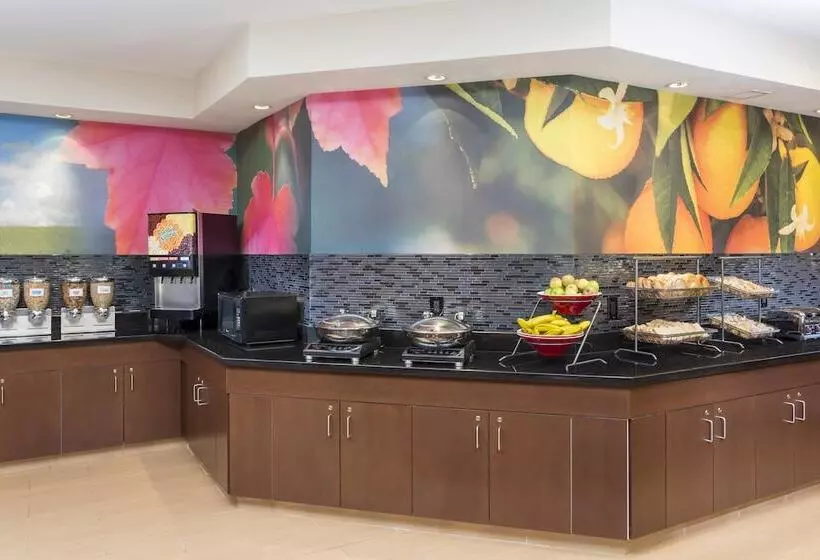 Отель Fairfield Inn & Suites Corpus Christi