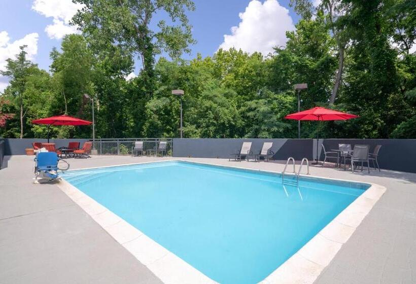 فندق Fairfield Inn & Suites Memphis I240 & Perkins