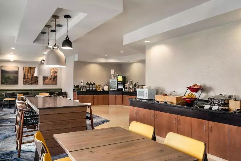 호텔 Fairfield Inn & Suites Stillwater