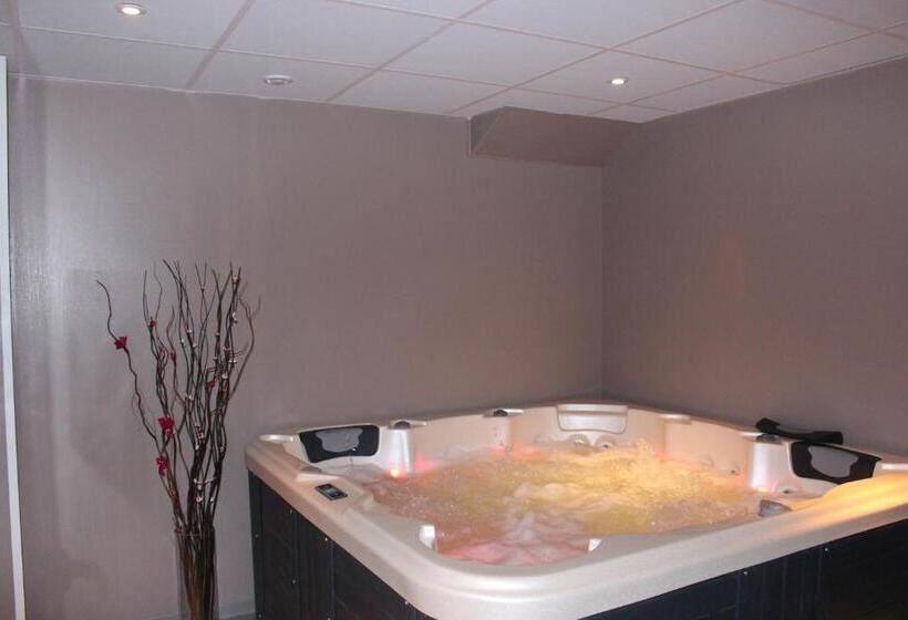 ホテル Les Carlines