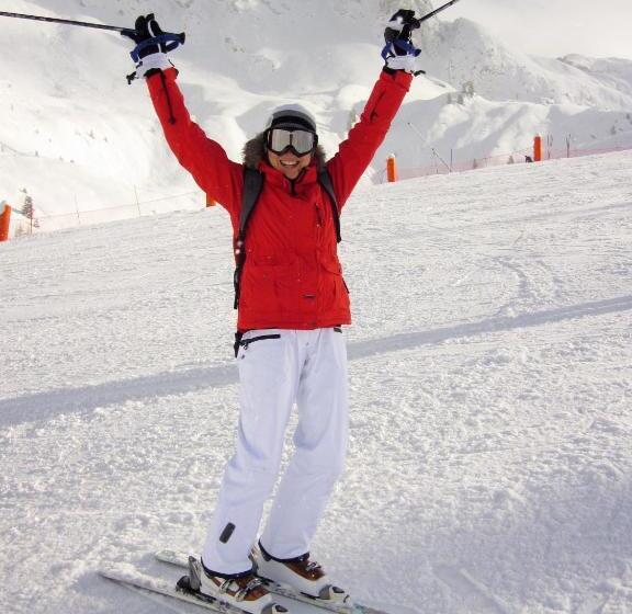 ホテル Les Carlines