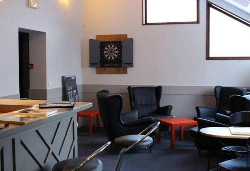 ホテル Les Carlines