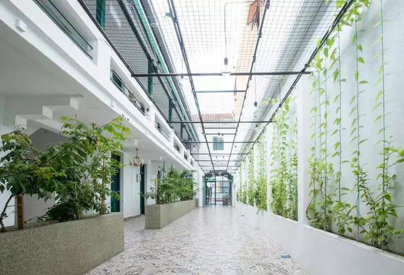 Eastern Hotel Georgetown