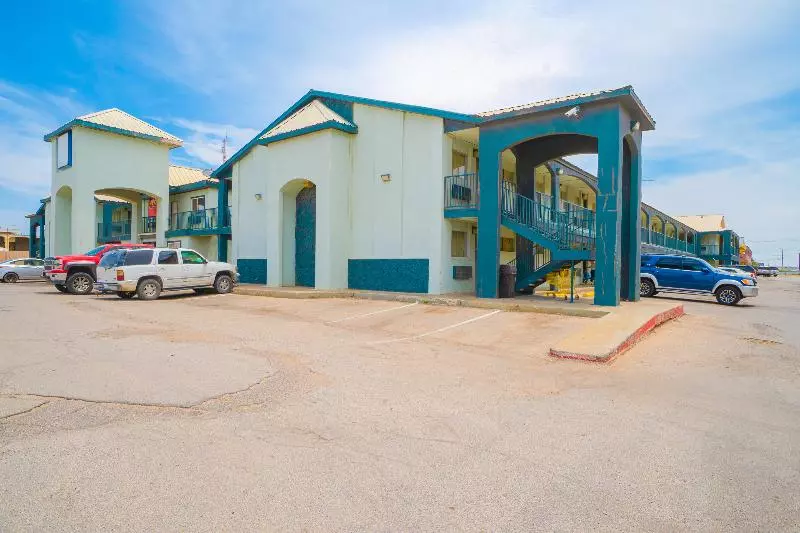 OYO Hotel Midland