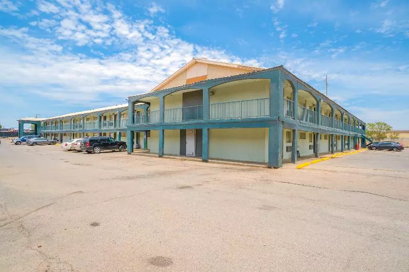 OYO Hotel Midland