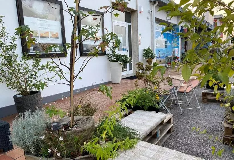 Majatalo Balabuska Rooms & Garden