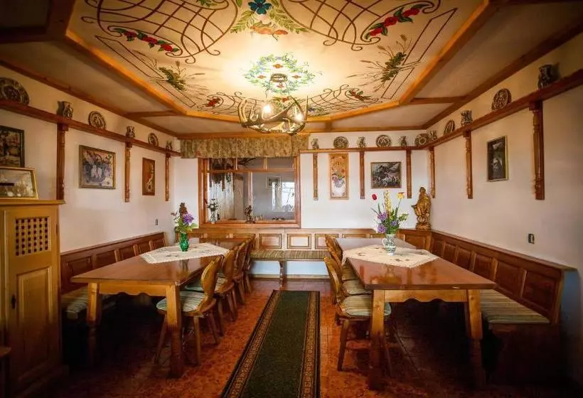 ペンション Casa Cerbului1