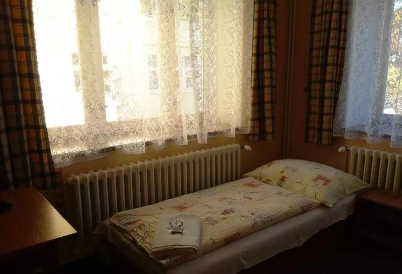 ペンション Marianum Jl,s.r.o