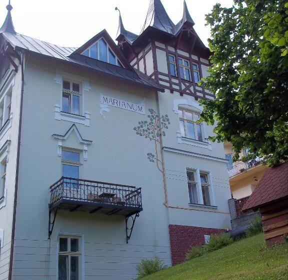 膳宿费 Marianum Jl,s.r.o