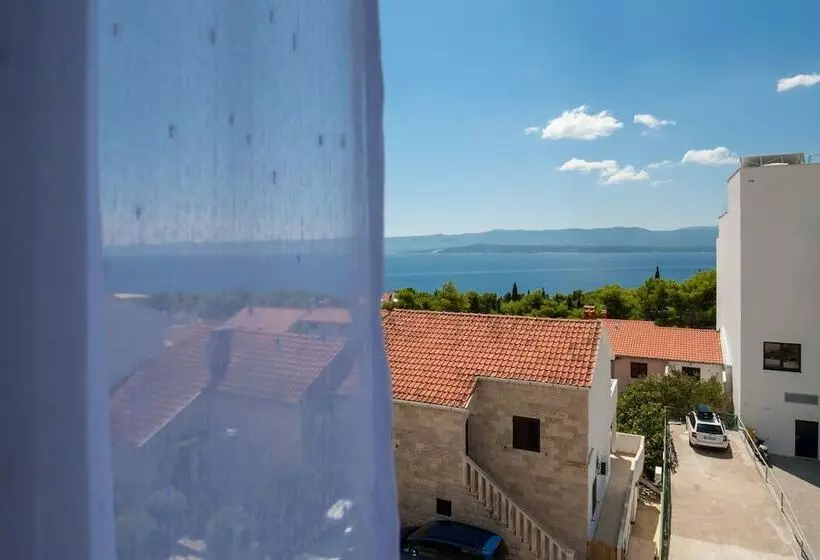 Apartments Dva Galeba