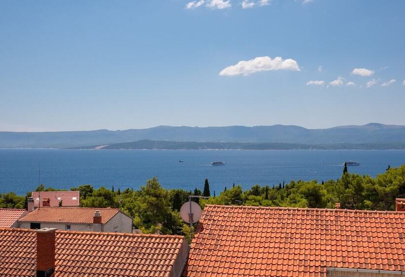 Apartments Dva Galeba