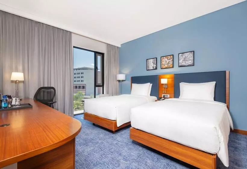 هتل Hilton Garden Inn Windhoek