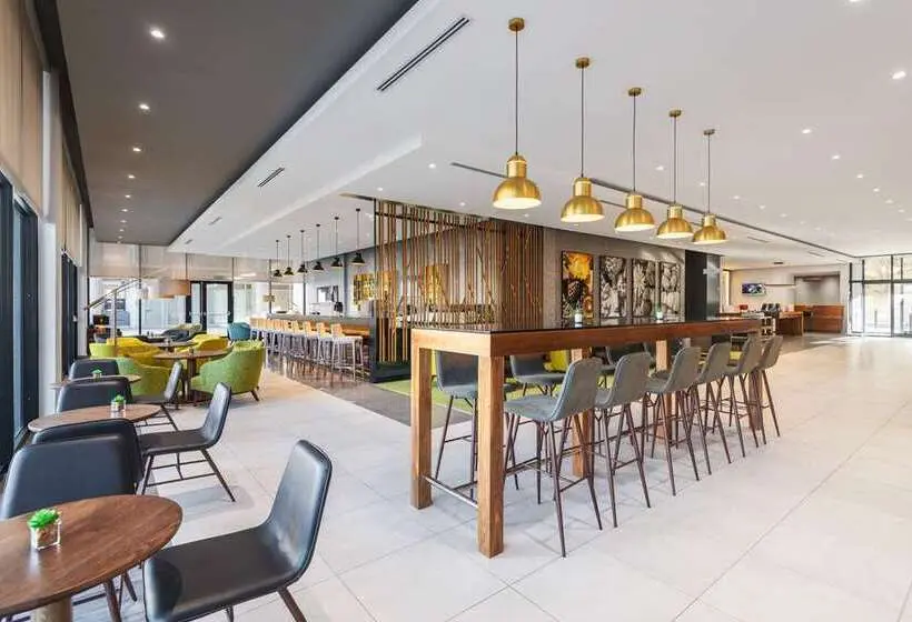 هتل Hilton Garden Inn Windhoek