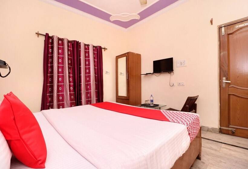 Отель Regal 2 By Oyo Rooms