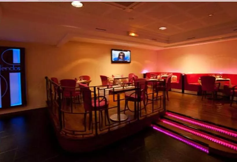 Motelli Logis Hotels   Hotel Restaurant L Enclos