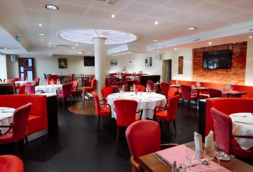 Motelli Logis Hotels   Hotel Restaurant L Enclos