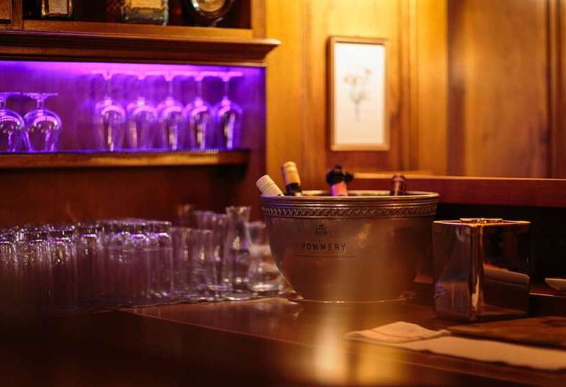 Naco Aparthotel, By Arca Solebad