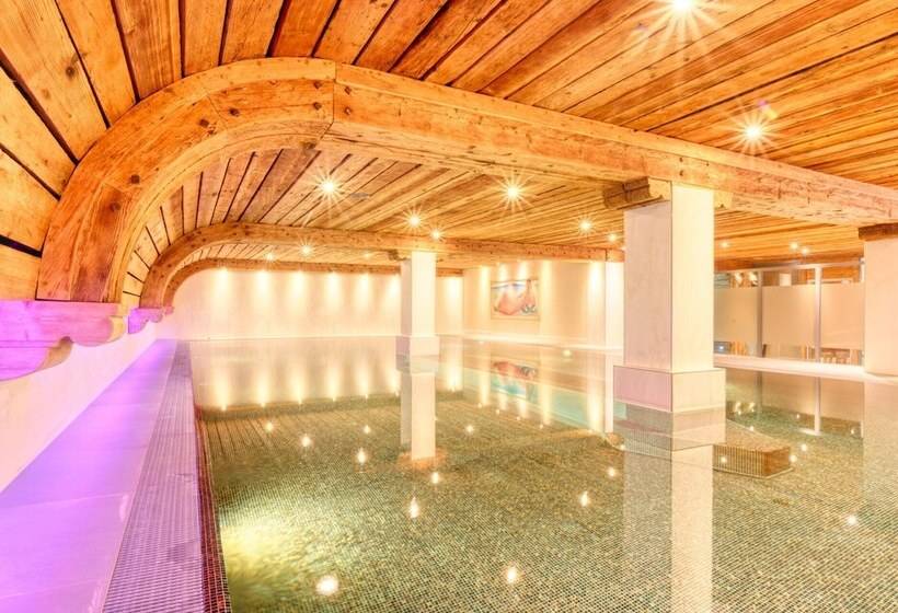 Naco Aparthotel, By Arca Solebad