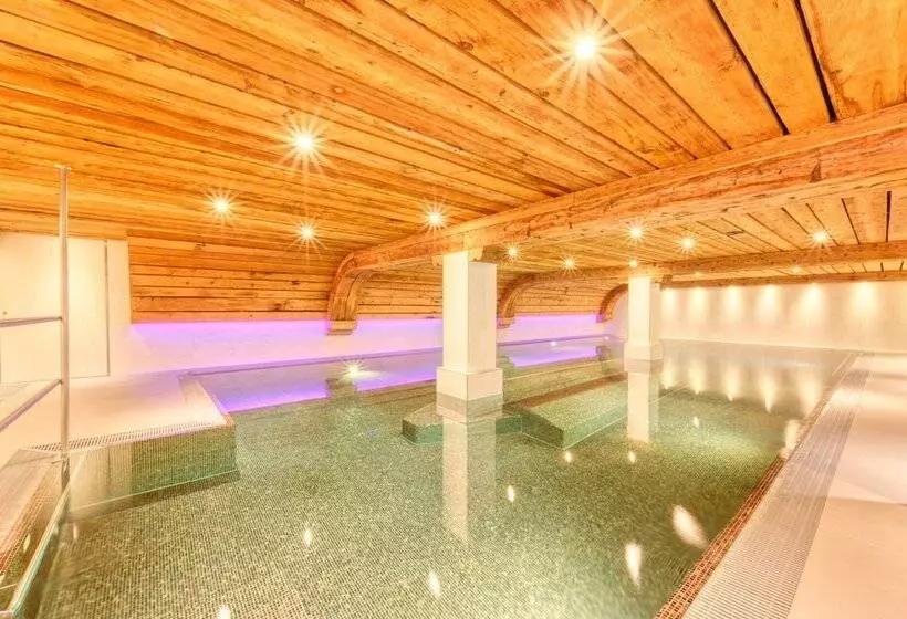 Naco Aparthotel, By Arca Solebad