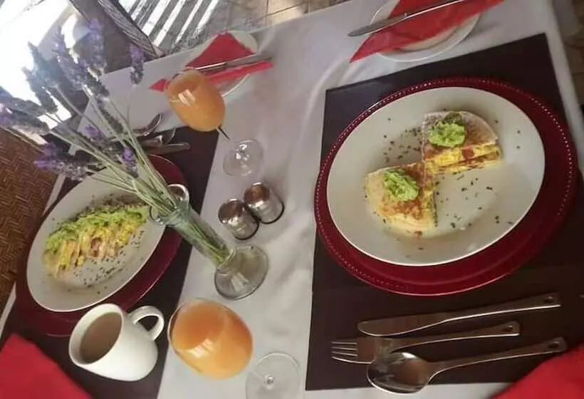 Majatalo Aloe Tree Guest House