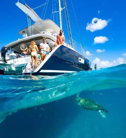 استراحتگاه Port Ferdinand Marina And Luxury Residences