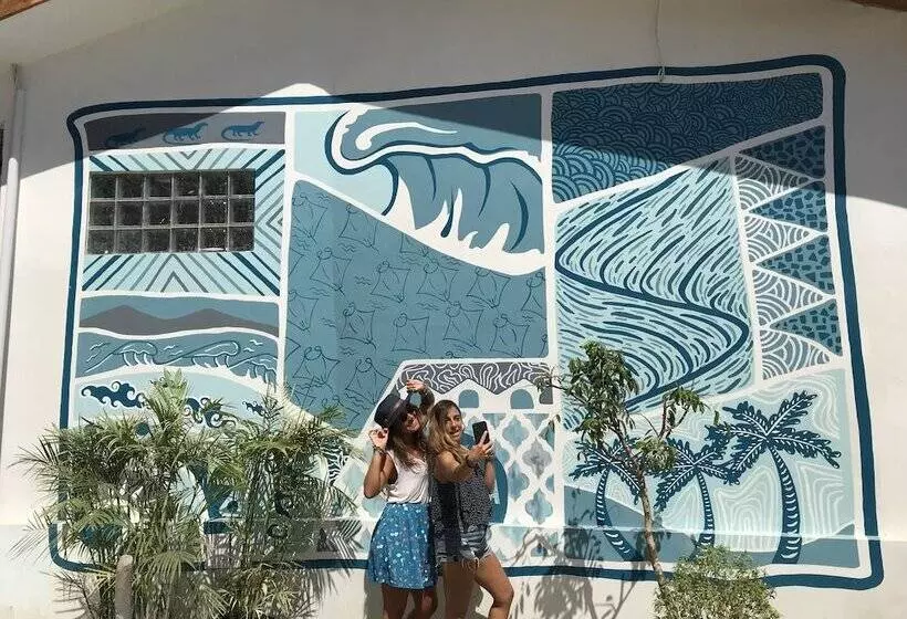 Seaesta Komodo Hostel &