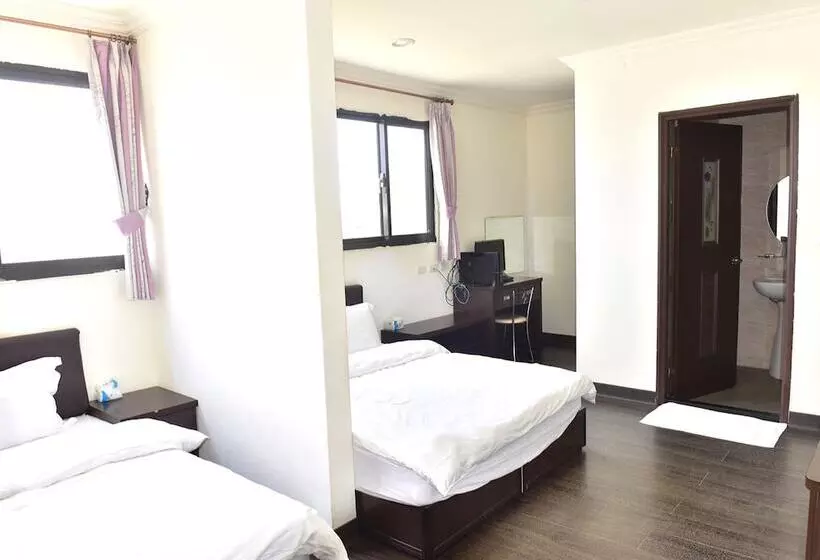 تختخواب و صبحانه Lotus Garden Homestay