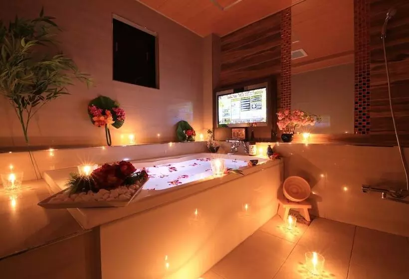 Hotelli Aura Asian Resort Kawagoe   Adult Only