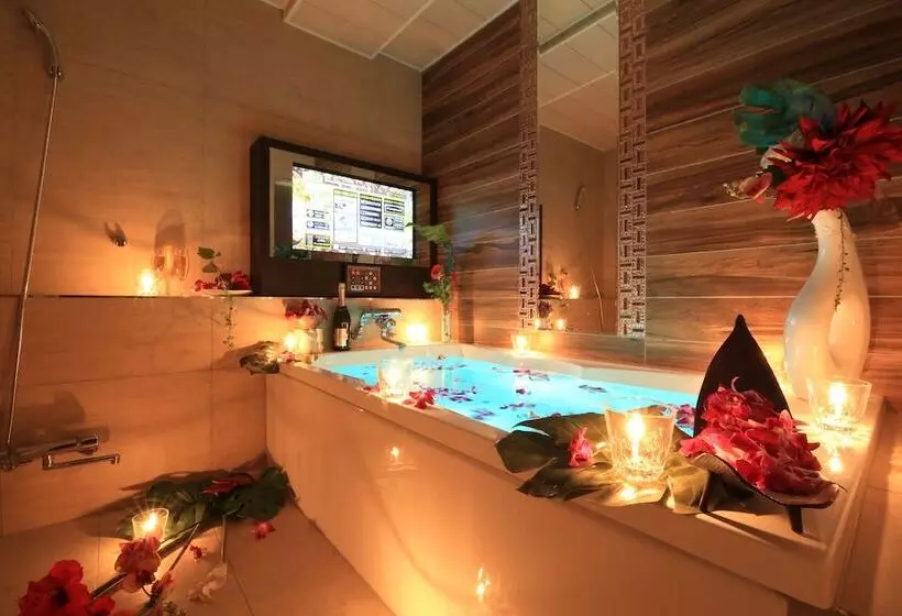 Hotelli Aura Asian Resort Kawagoe   Adult Only