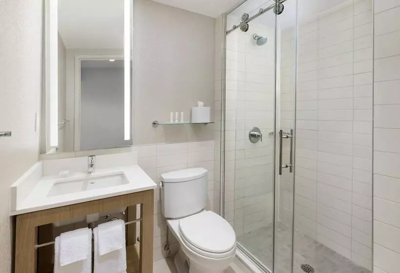 هتل Courtyard New York Downtown Manhattan/financial District