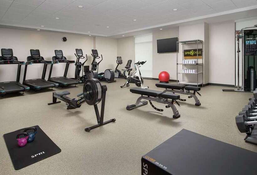 هتل Home2 Suites By Hilton Asheville Biltmore Village