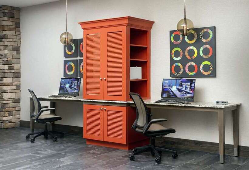 هتل Home2 Suites By Hilton Asheville Biltmore Village