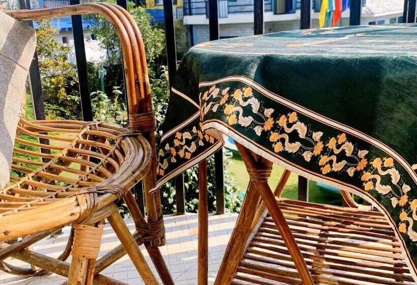 هتل Noble Inn花椒客栈