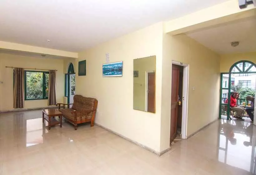 هتل Noble Inn