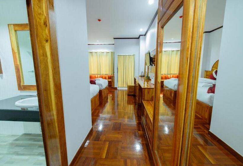 בית מלון כפרי Sky View Resort Buriram