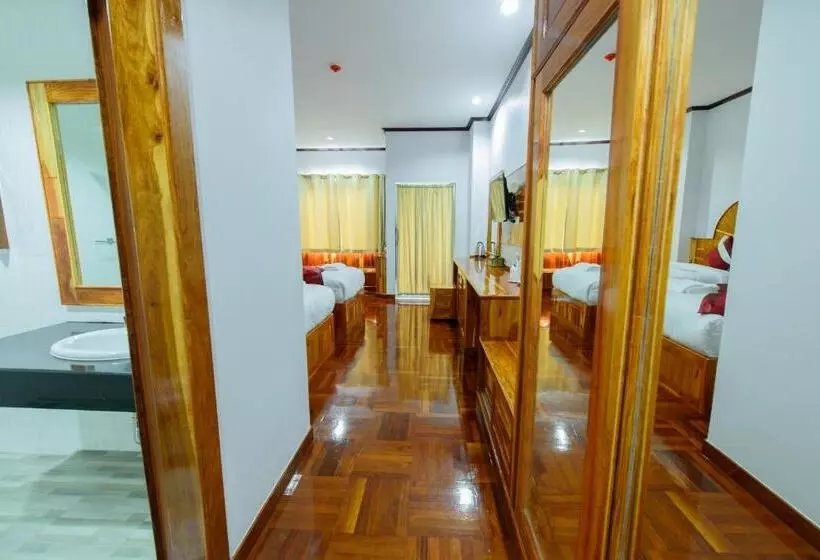 Hotelli Sky View Resort Buriram
