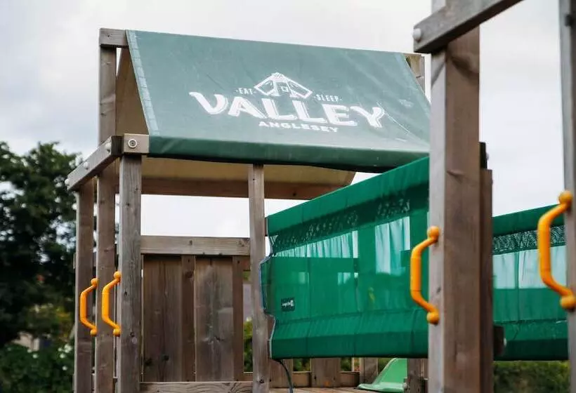 The Valley Hotel, Anglesey
