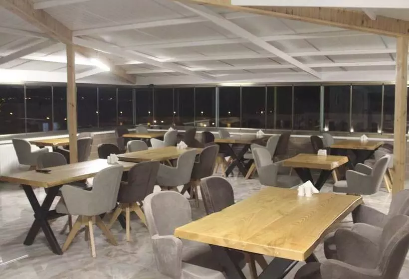Otel Moonrose