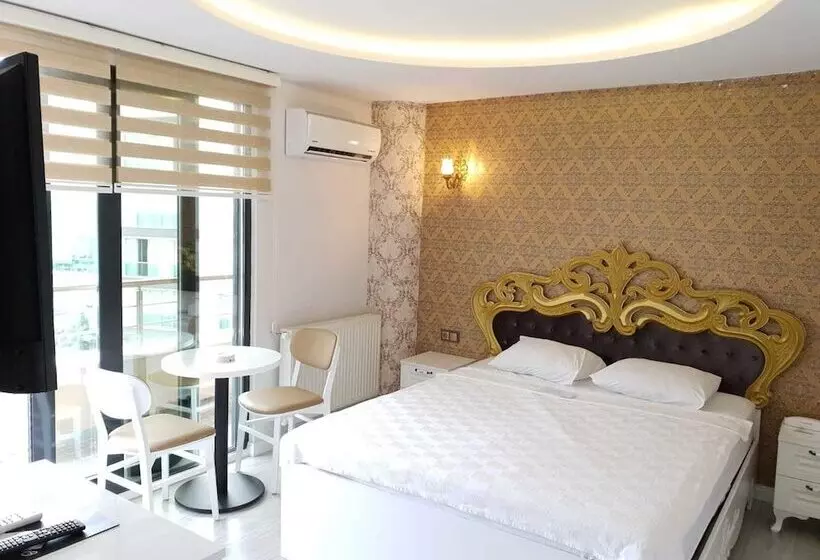 Otel Moonrose