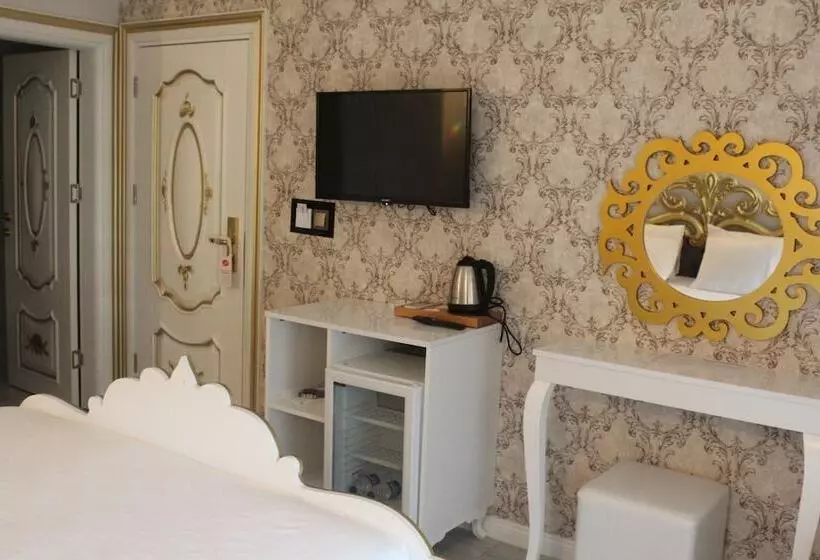 Otel Moonrose