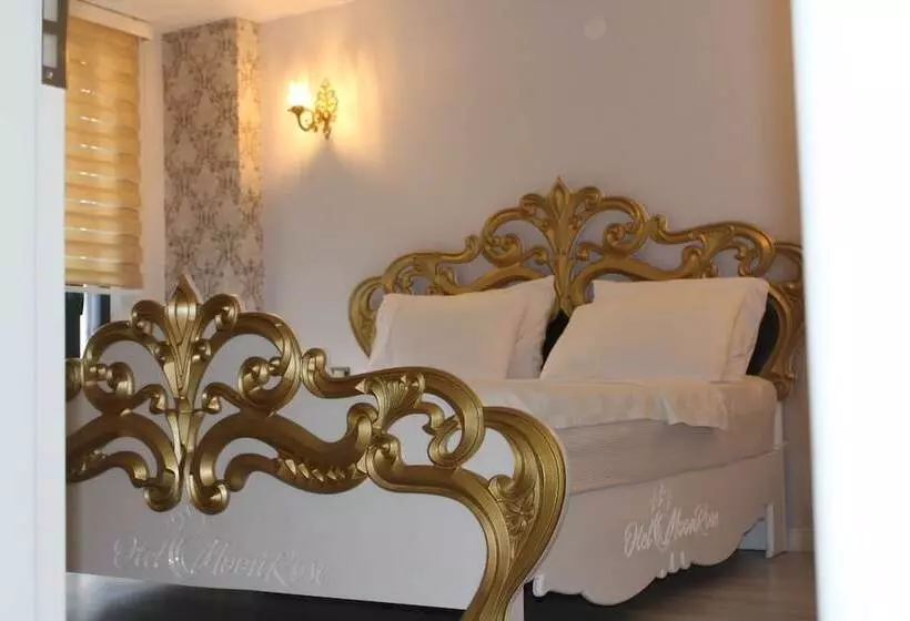 Otel Moonrose